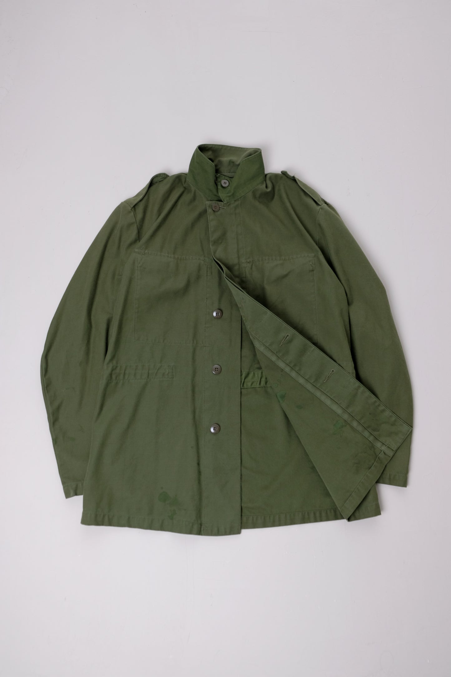 Swedish Army M48 Military Shirt —M/L