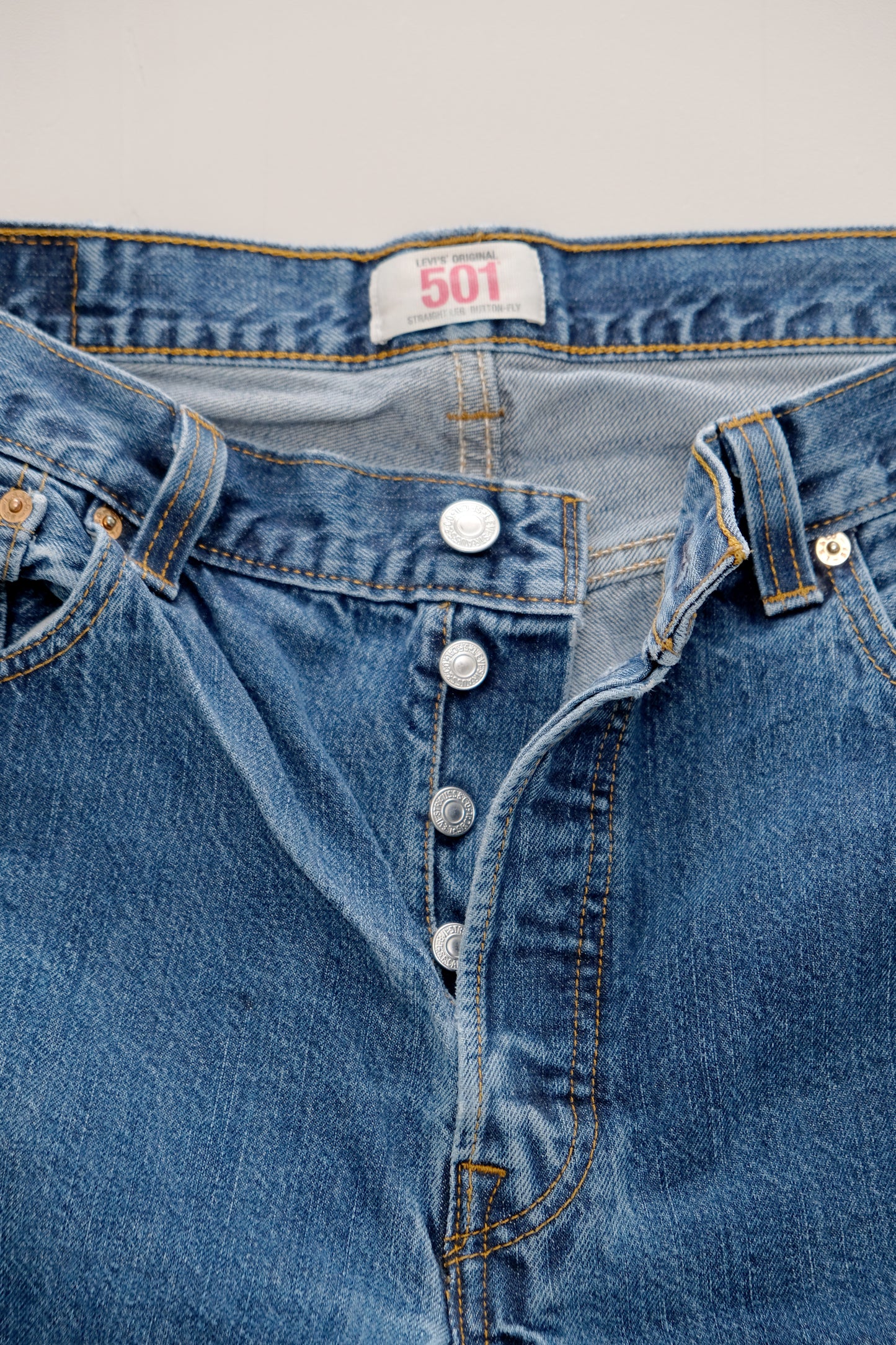 501 Levi's — W36/L32