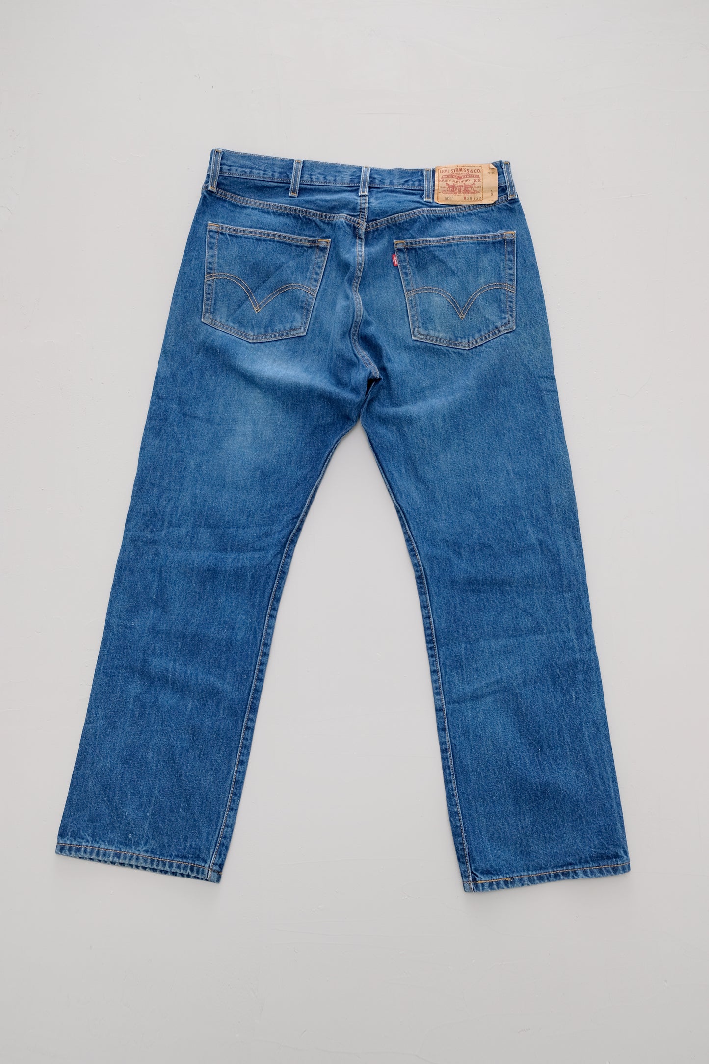 501 Levi's — W38/L32