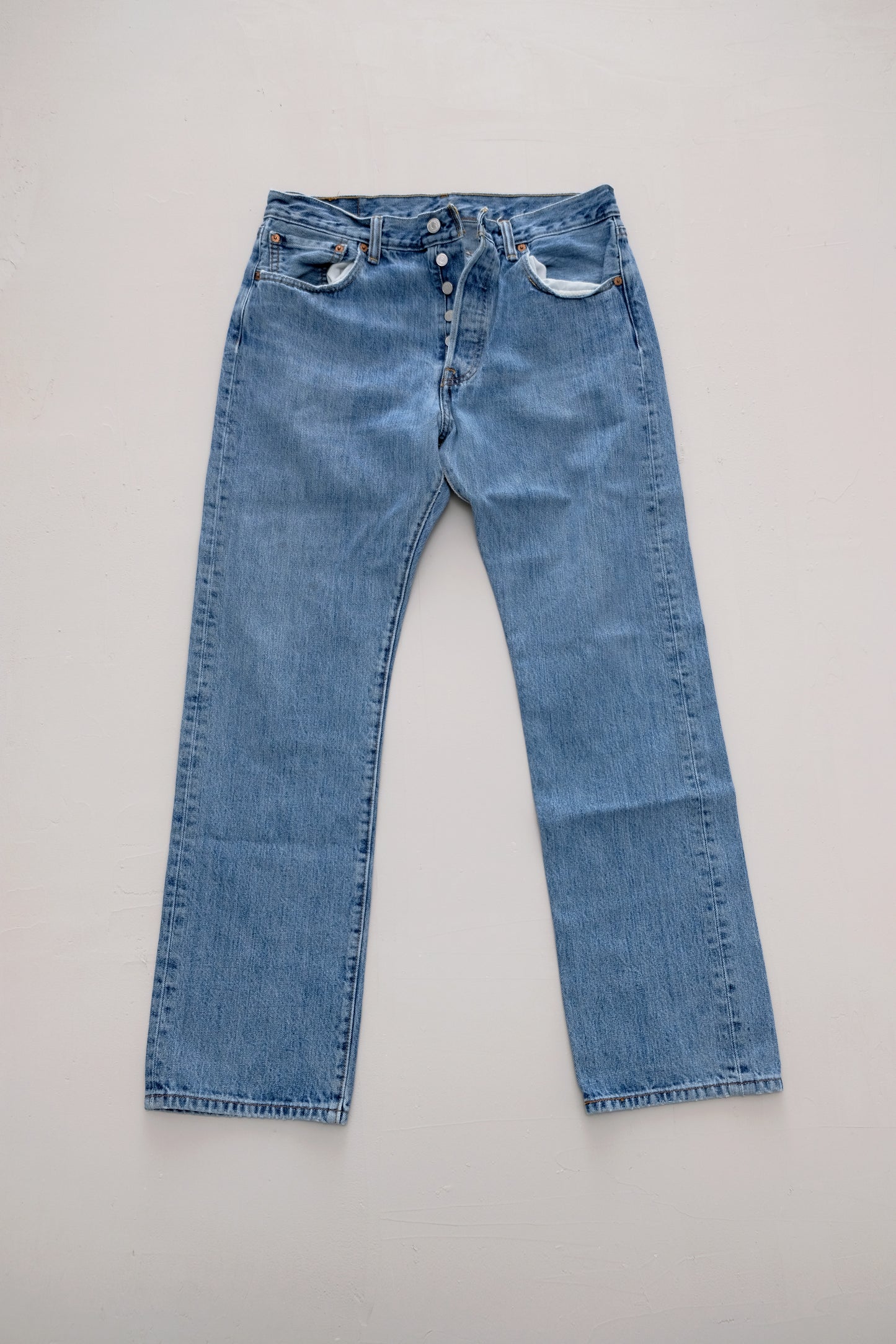 501 Levi's — W34/L32