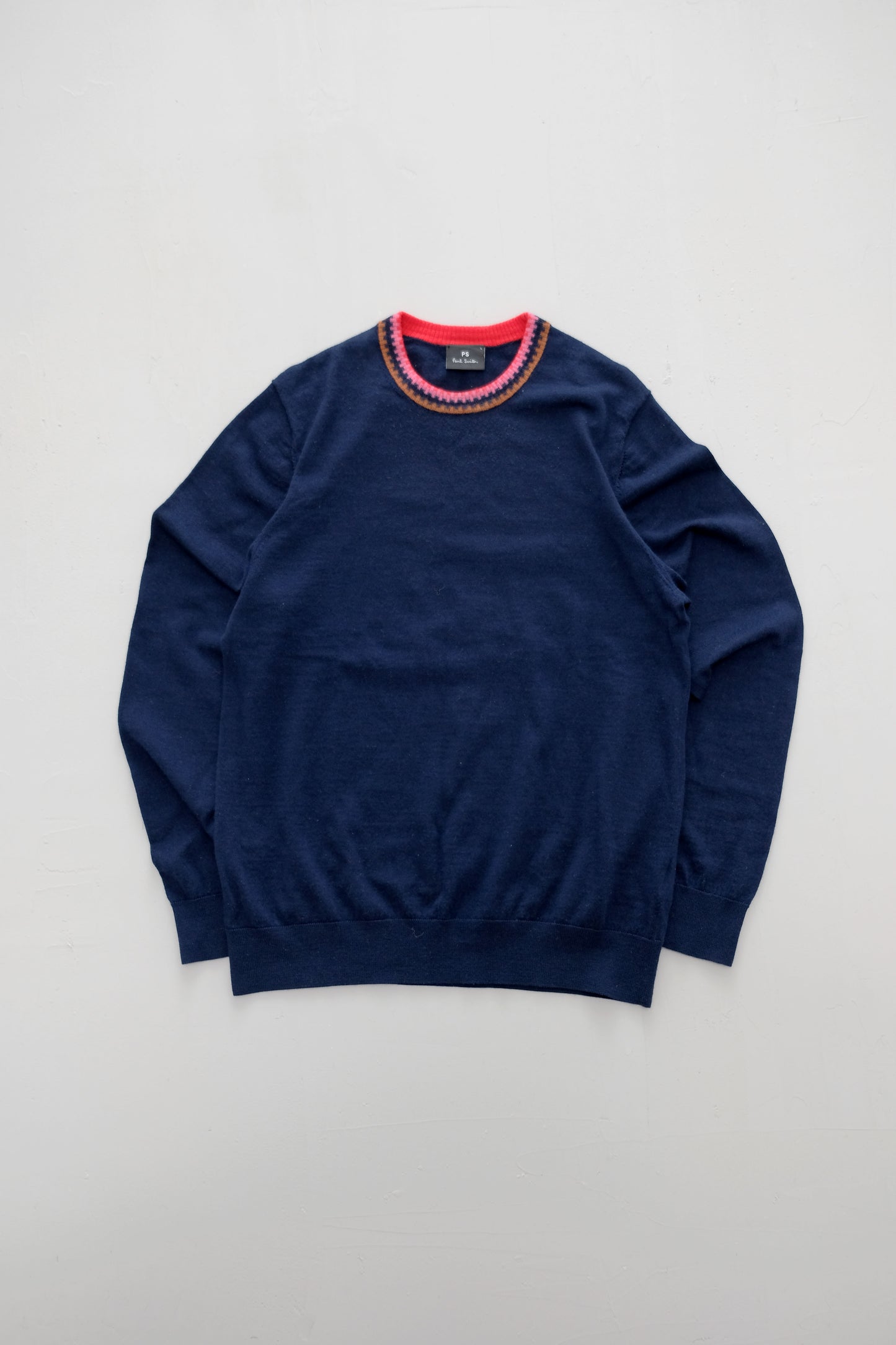 Paul Smith — 100% Merino Wool — L