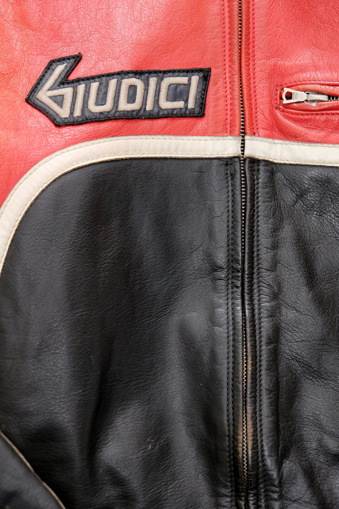 Giubbotto biker in pelle rossa — Giudici — S