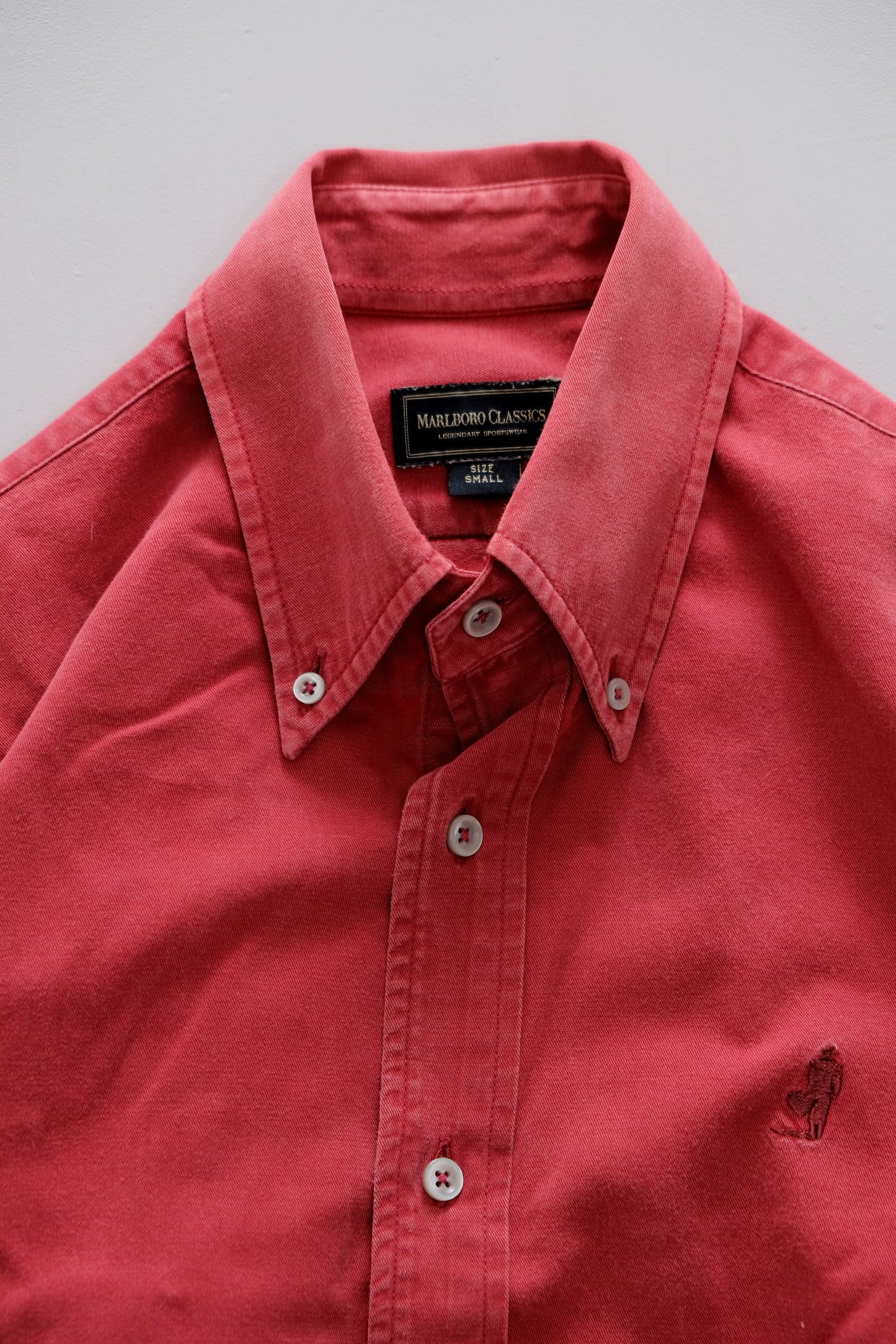 Red Shirt — Marlboro — S/M