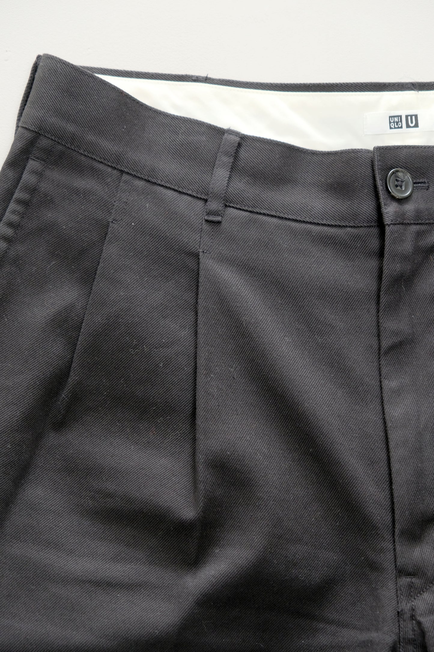 Pantaloni neri Retro Fit — Vita alta — Uniqlo U — L