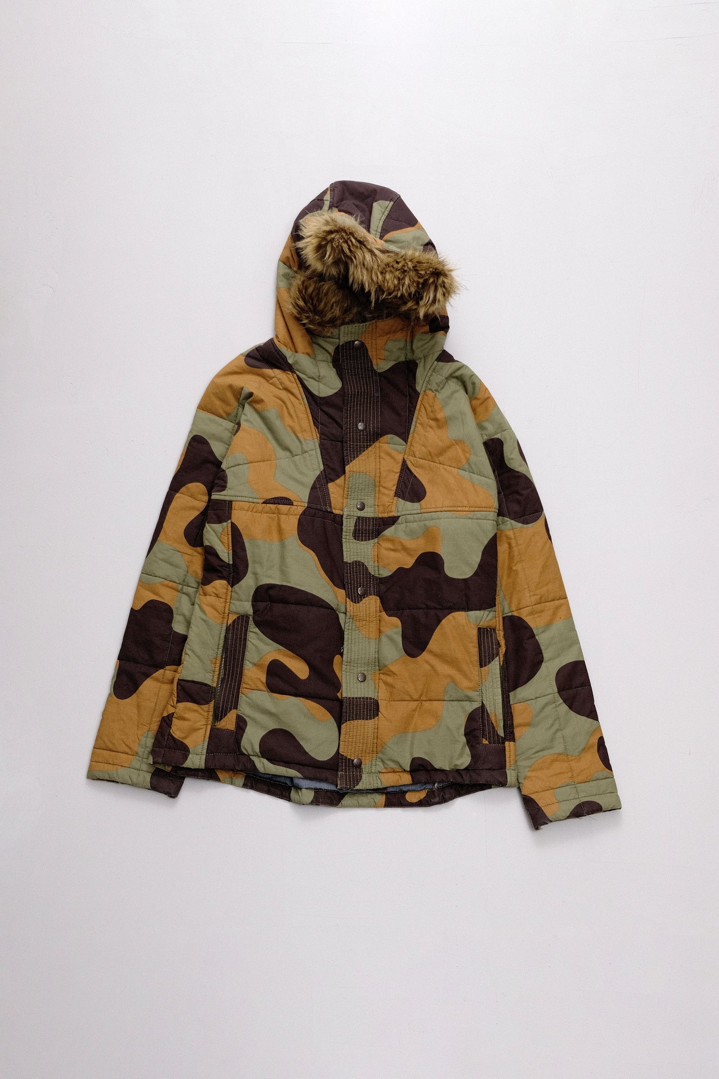 Camo Padded Coat — Burton — L