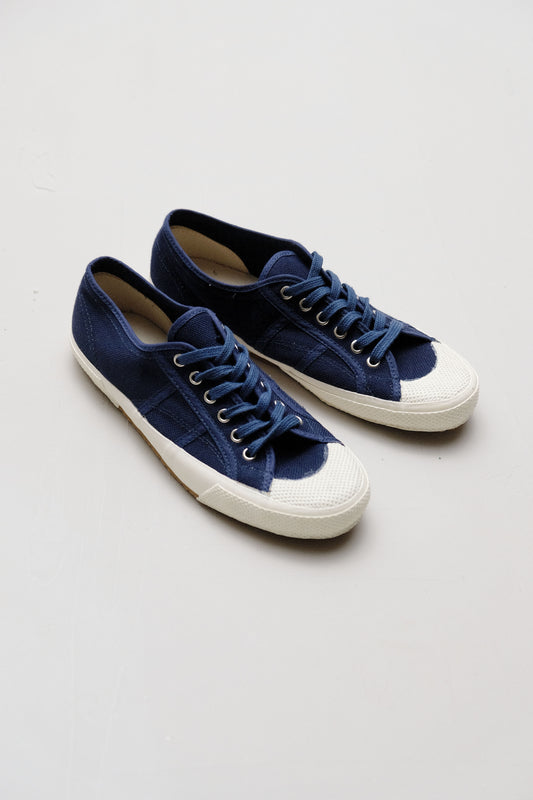 Canvas sneakers