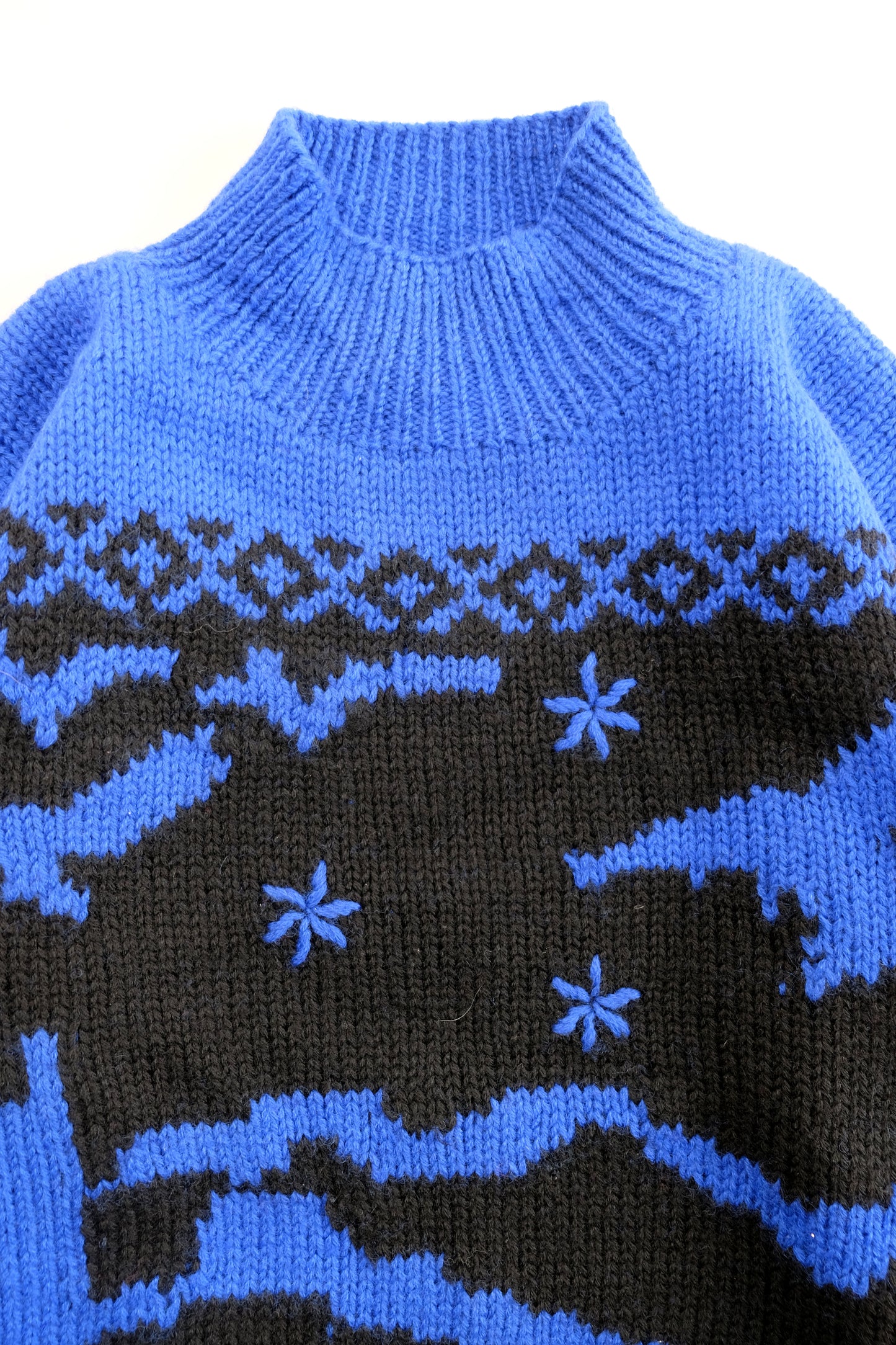 Vintage Electric Blue Heavy Sweater