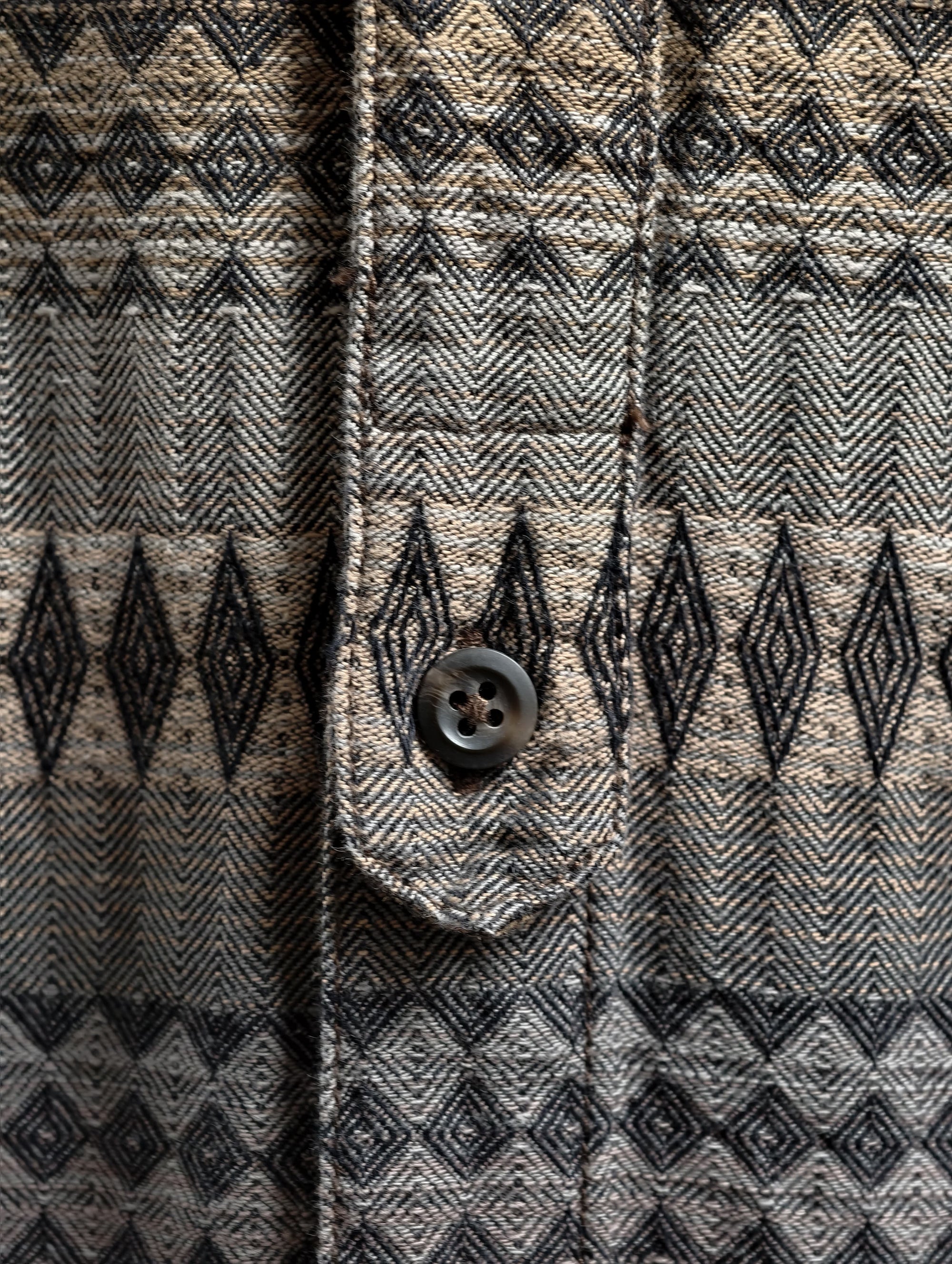 Edwin Geometric Design Shirt