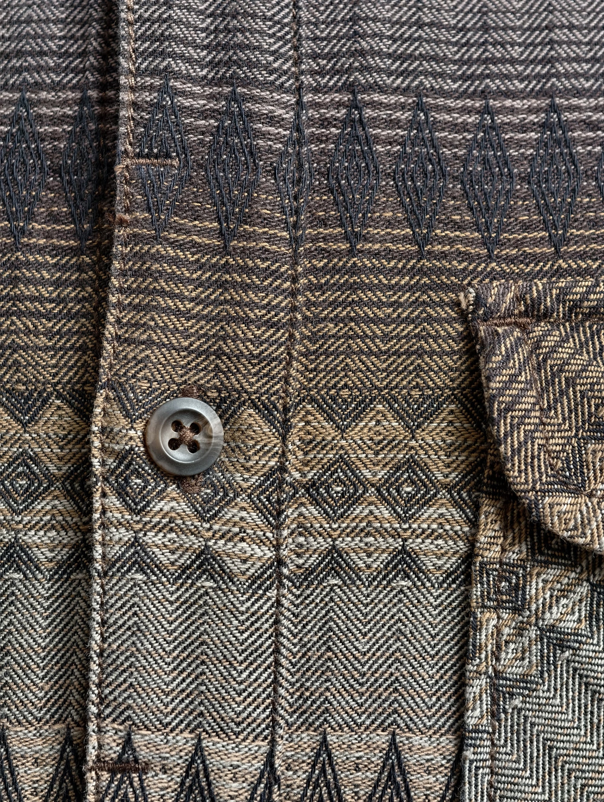 Edwin Geometric Design Shirt
