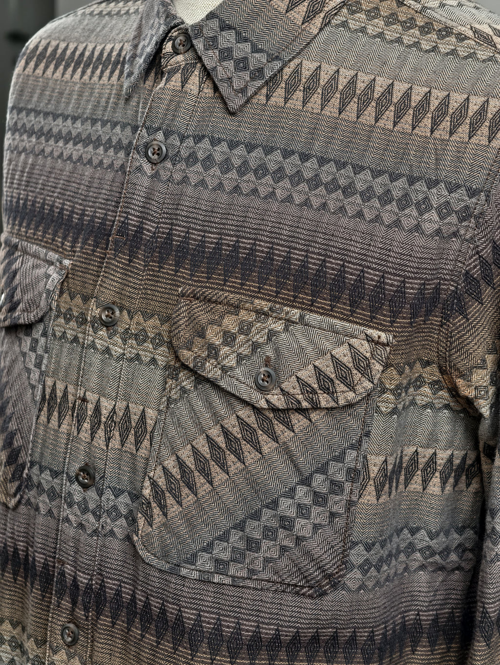 Edwin Geometric Design Shirt