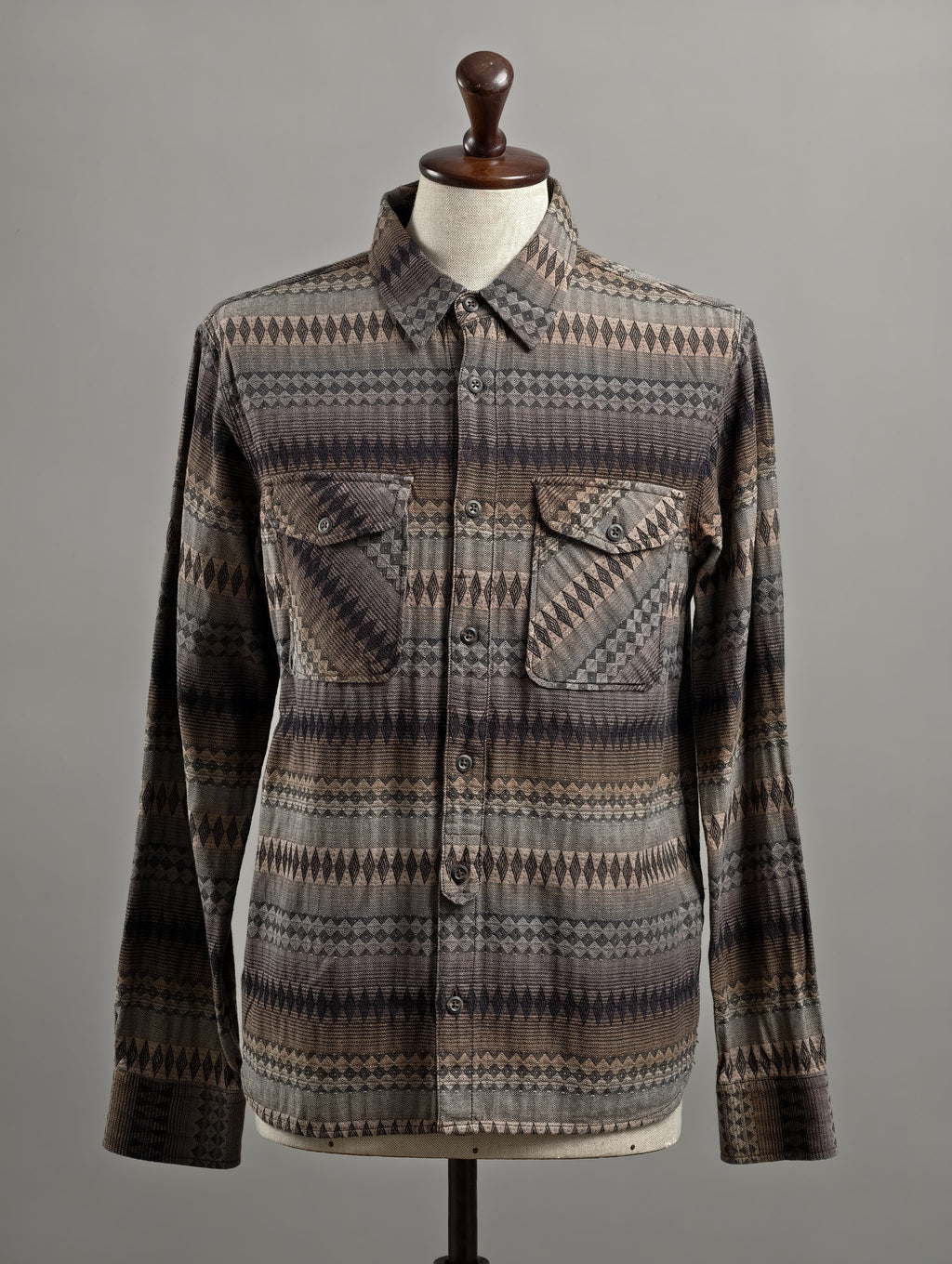 Edwin Geometric Design Shirt
