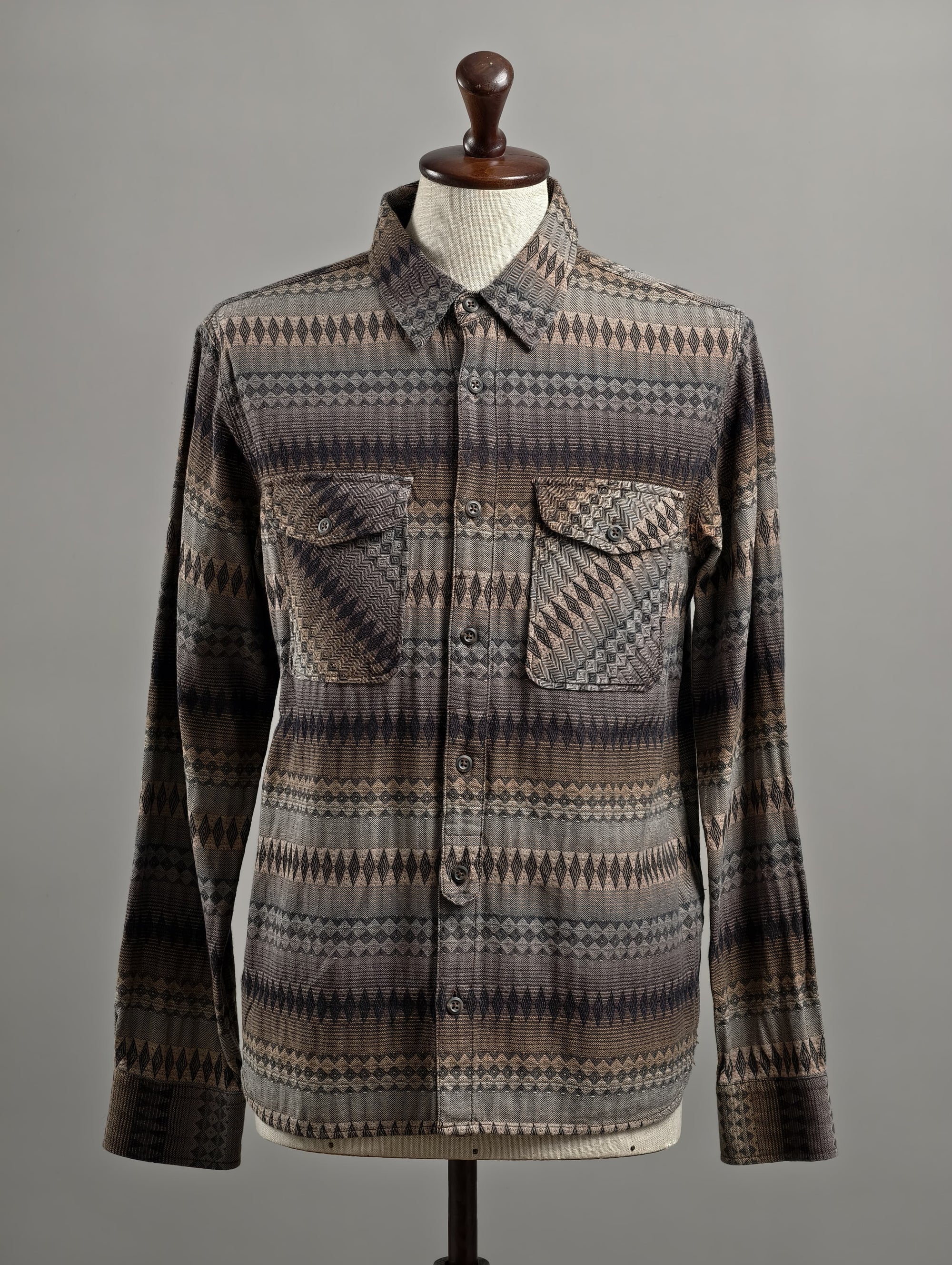 Edwin Geometric Design Shirt