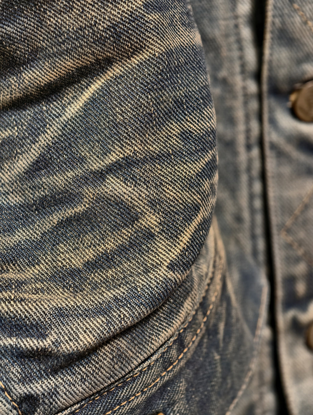 Lee 'Heavy wash' Storm Riders 101J jacket — Size 40